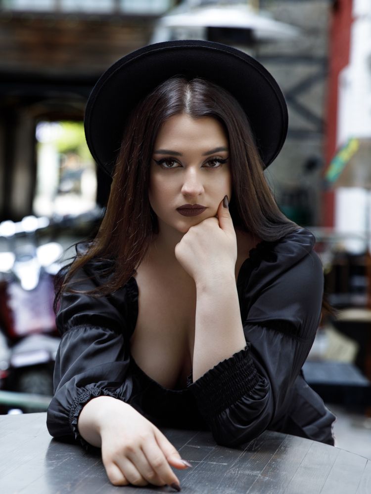 Фотография автора Александр Леонтьев