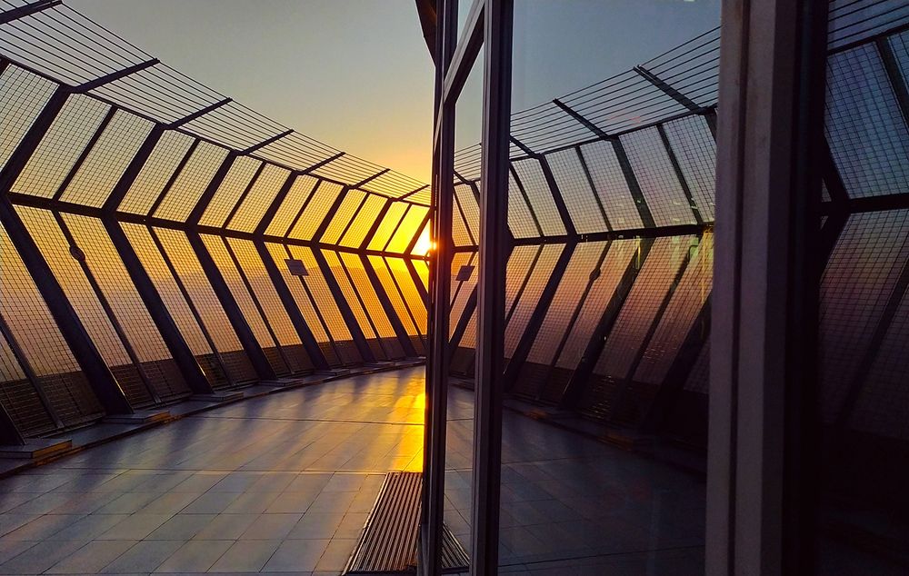 Photograph by Keyvan Hosine pour