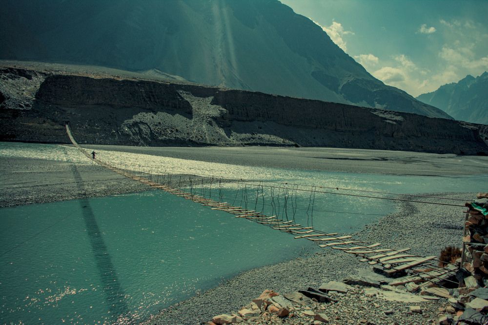 Passu Suspension Bridge