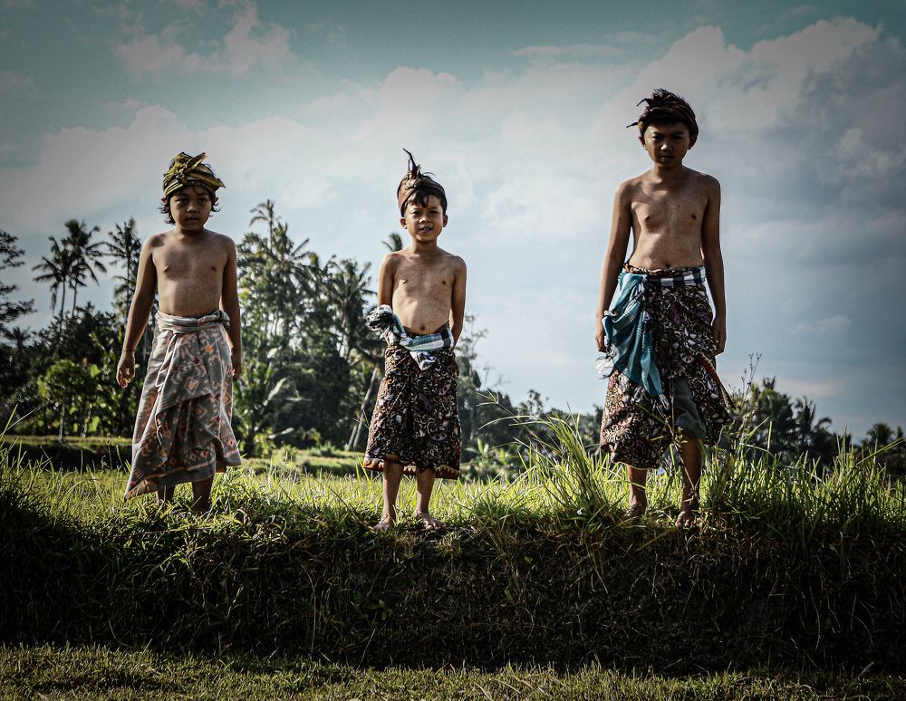 Ready, jump and down.