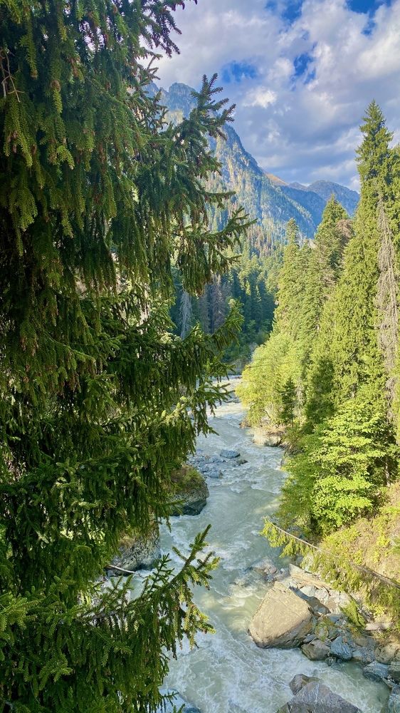 Photograph by Yuliya Khramova