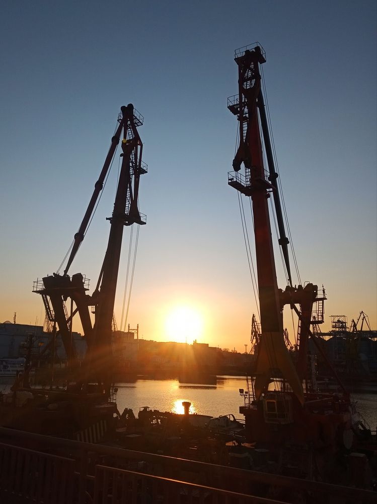 Там где садится солнце.