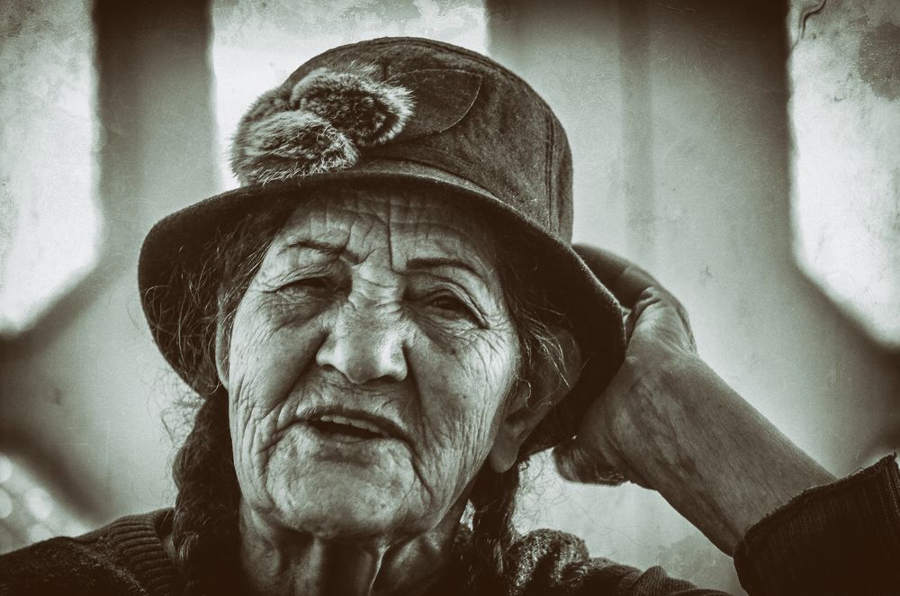 Photograph by DAMOUN POURNEMATI