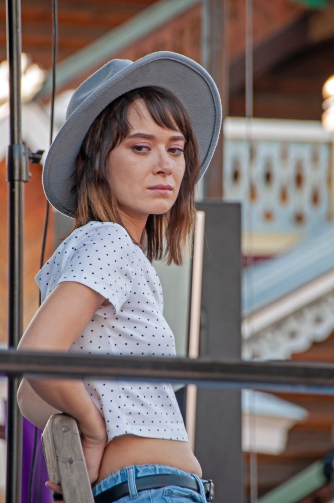 Незнакомка.