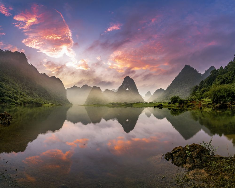 Photograph by Cao Tuan