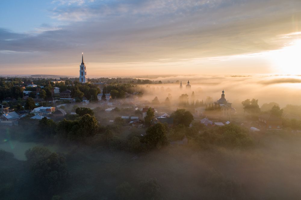 Пока город спал...