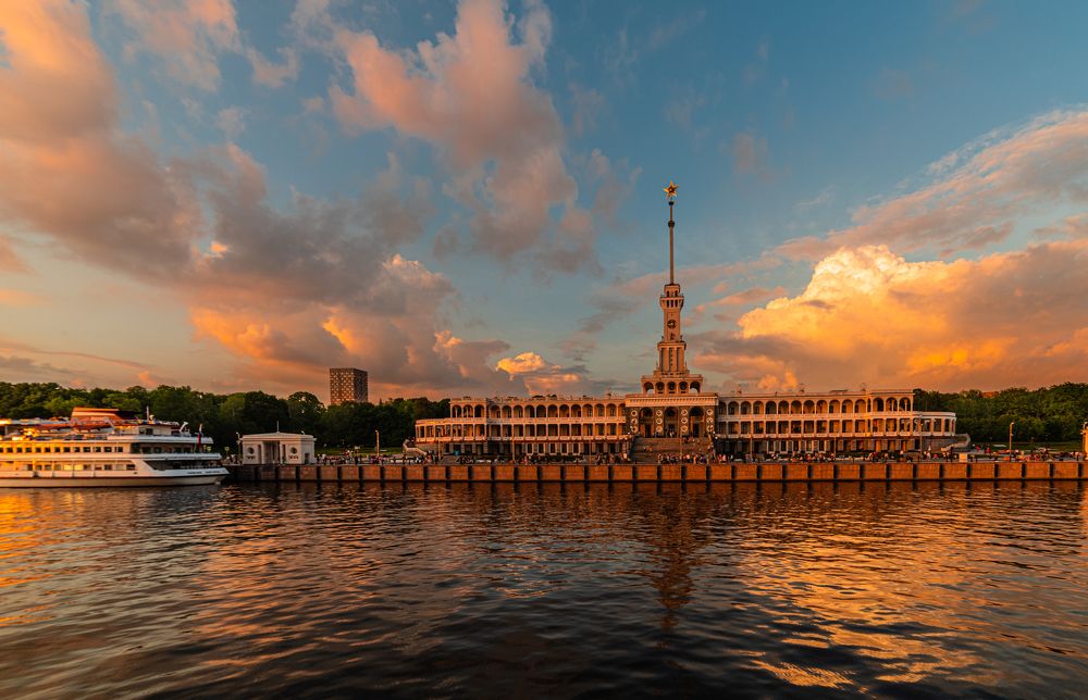 Photograph by Piotr Drezinski