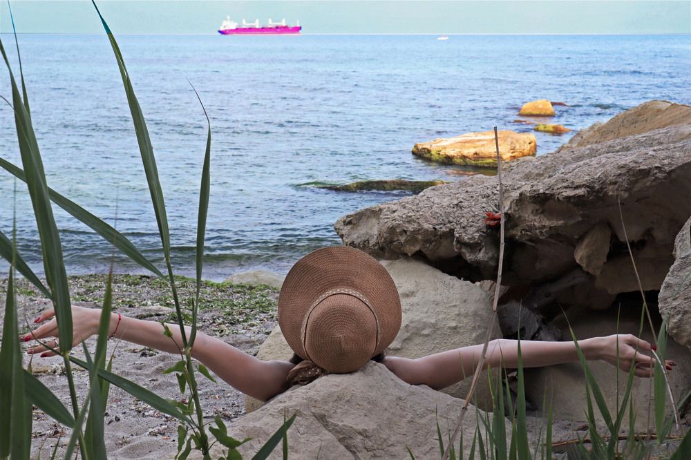 Photograph by Roza Kenarova