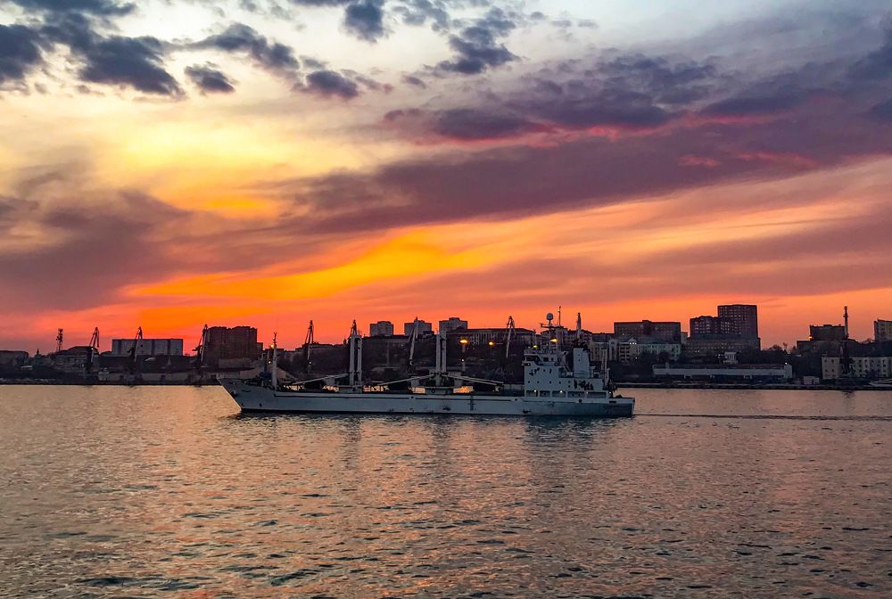 Владивосток на закате