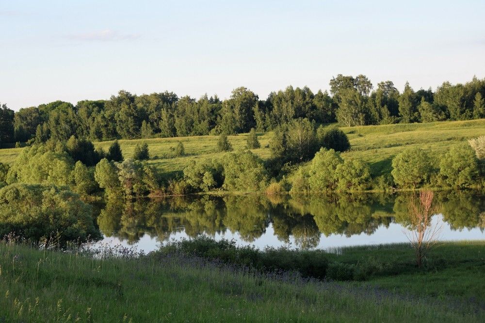 Два берега одной реки.
