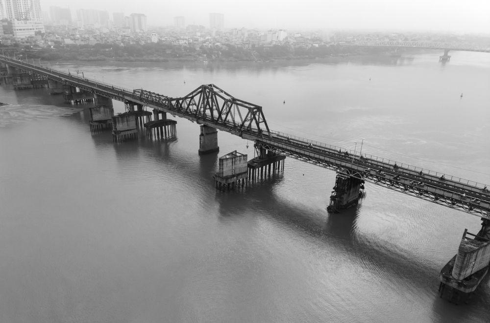 Long Bien Bridge