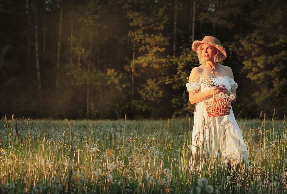 в закатном солнце