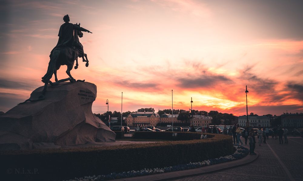 Всадник уходящий в закат