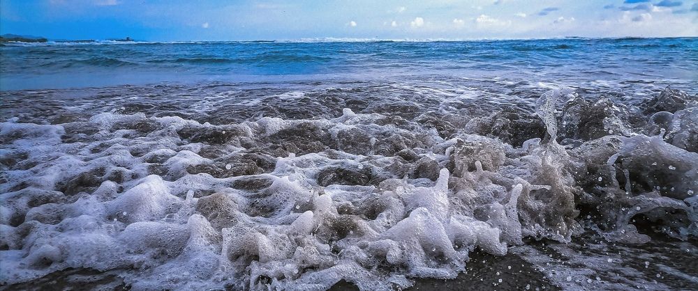 Saltwater foam