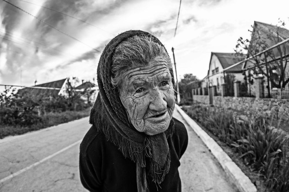 Сельская бабулька