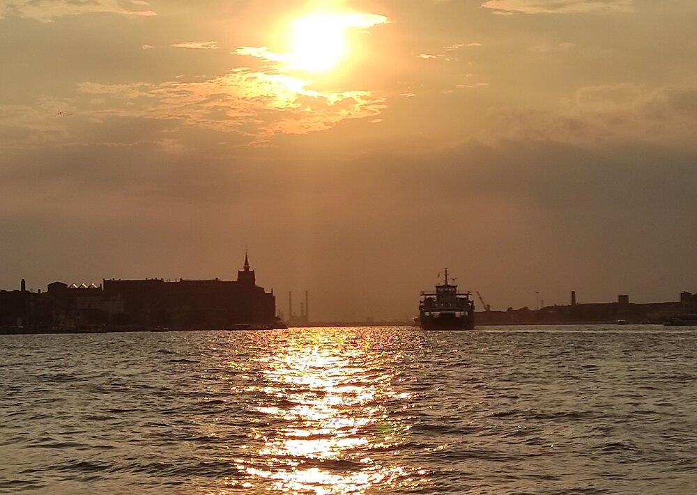 Leaving Venezia