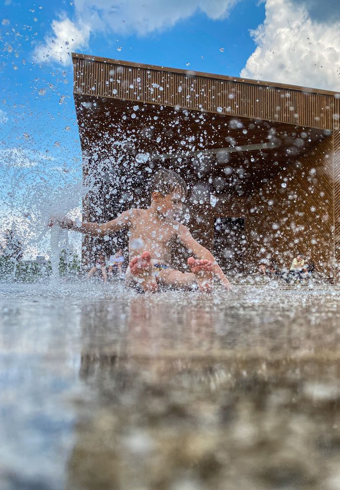 жара в городе / the heat in the city