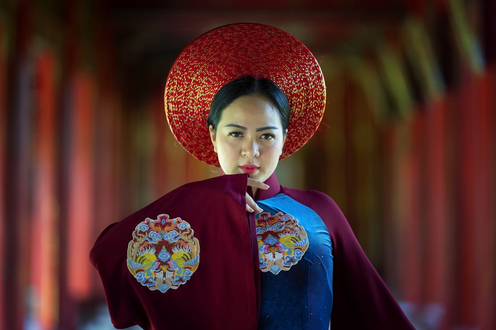 Woman in red aodai