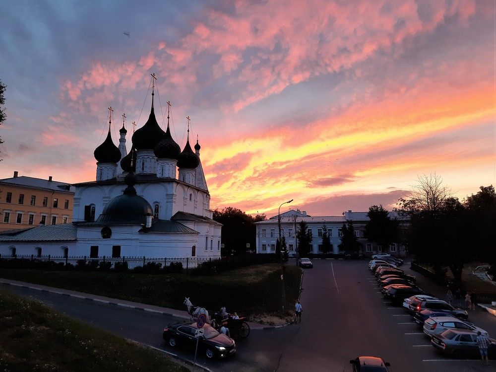Фотография автора Елена Пикатова