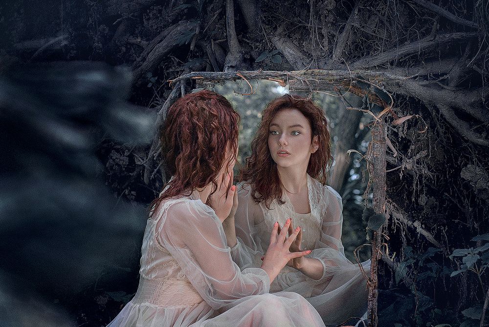 Alone with myself. Наедине с собой.