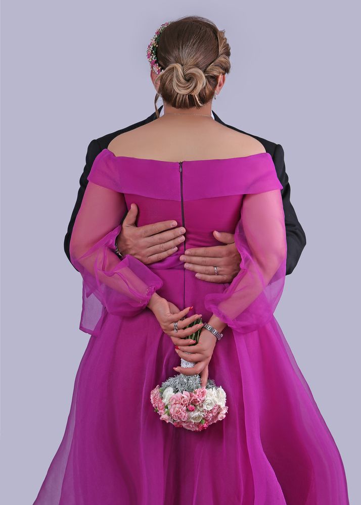 Photograph by Hossna Tanzif