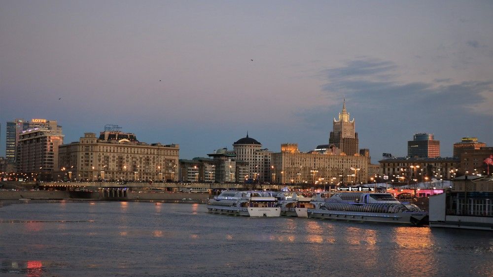 Вечерняя Москва