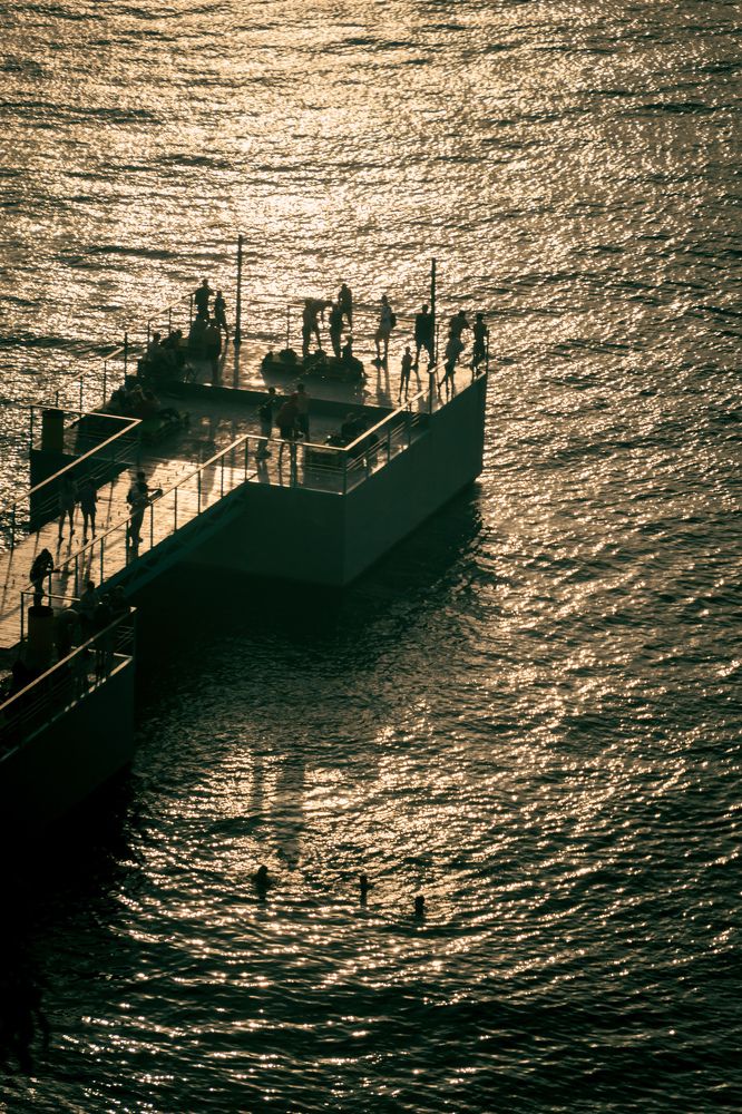 Жара город плавит