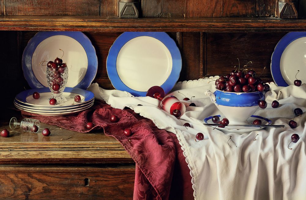 Красно-синий натюрморт