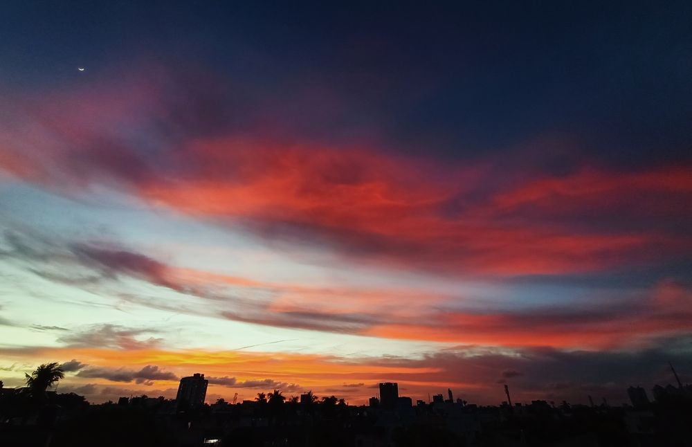 SKY LINE