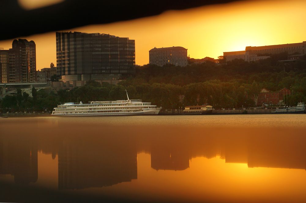 Закат над городом