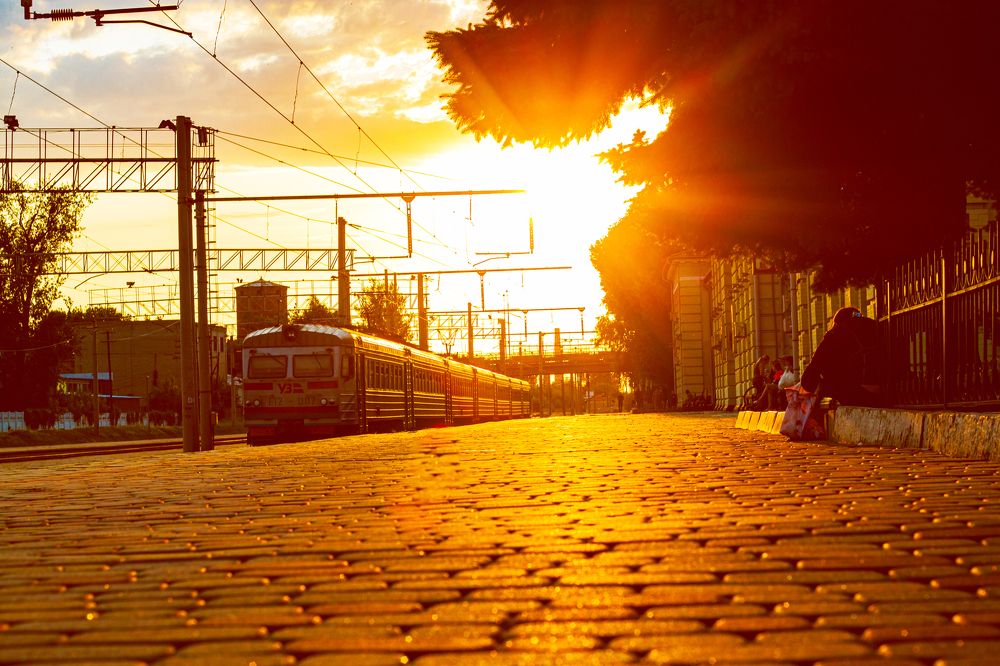 вокзалы на закате