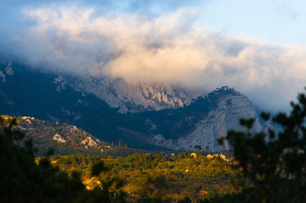 Облака над Ай-Петри