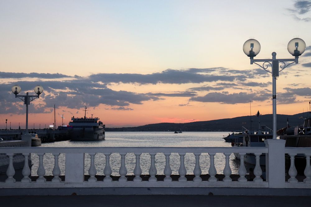 До свидания день