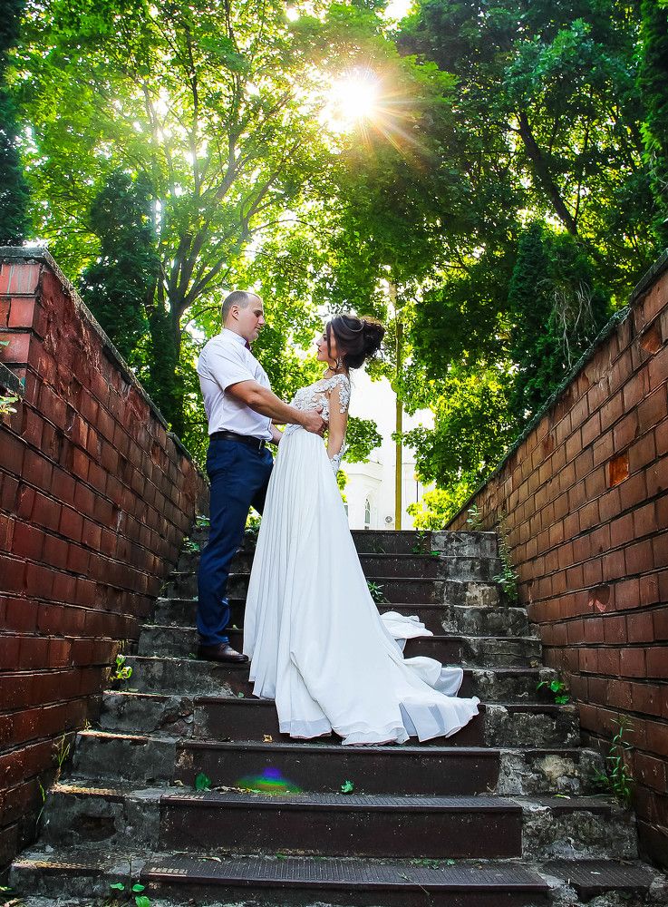 В лучах солнца , на закате