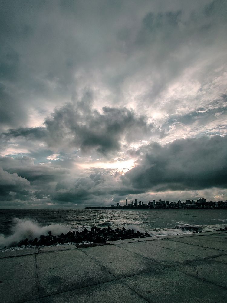 Dream it live it do it yes that’s  what we call dream city Mumbai