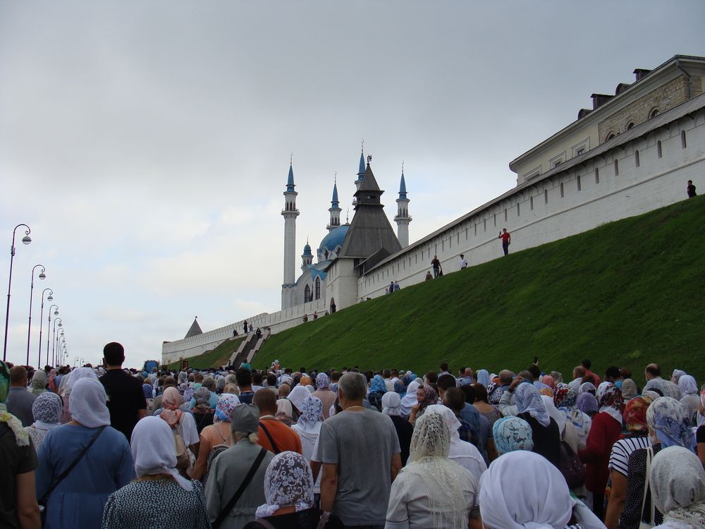 крестный ход в память освящения воссозданного собора Казанской иконы Божией Матери г. Казань 21 июня 2021 г.