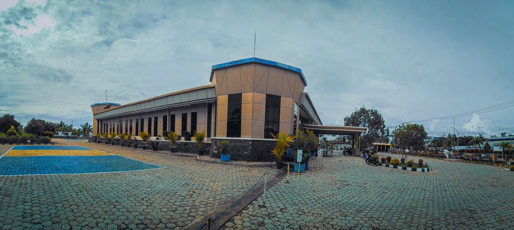 Photograph by Nato Nawipa