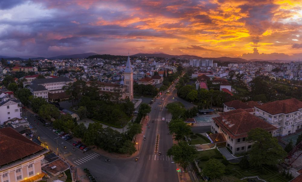 Photograph by Hiếu Nguyễn