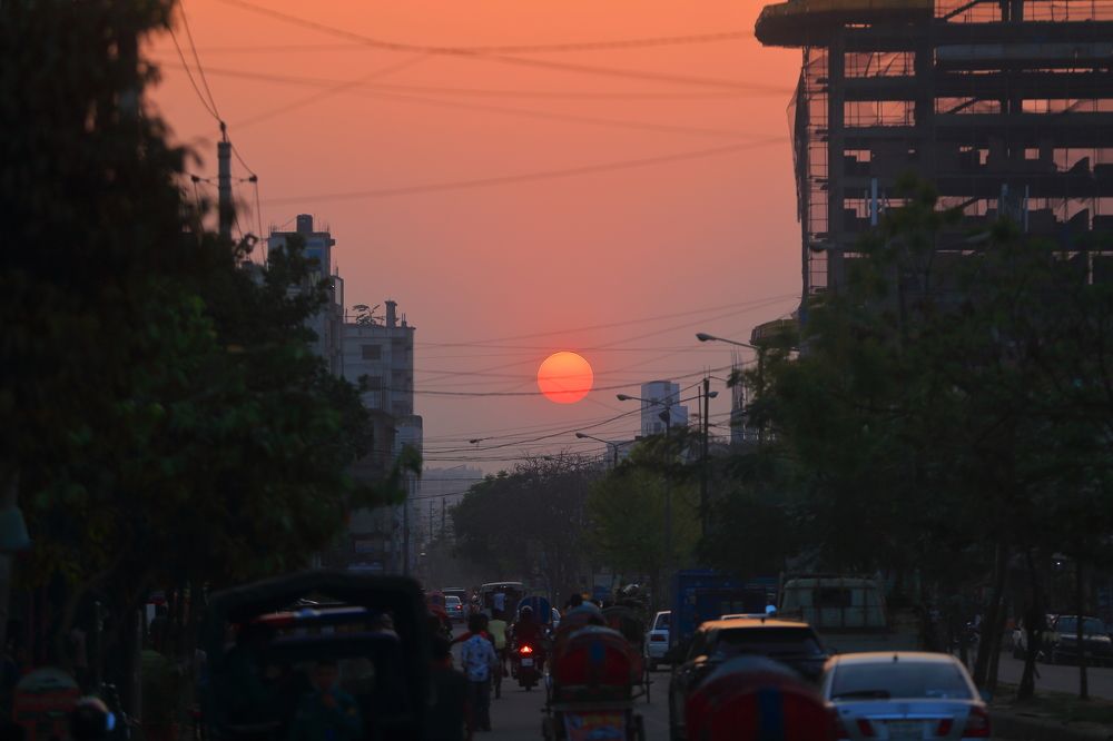 Big Sun Closer to the City