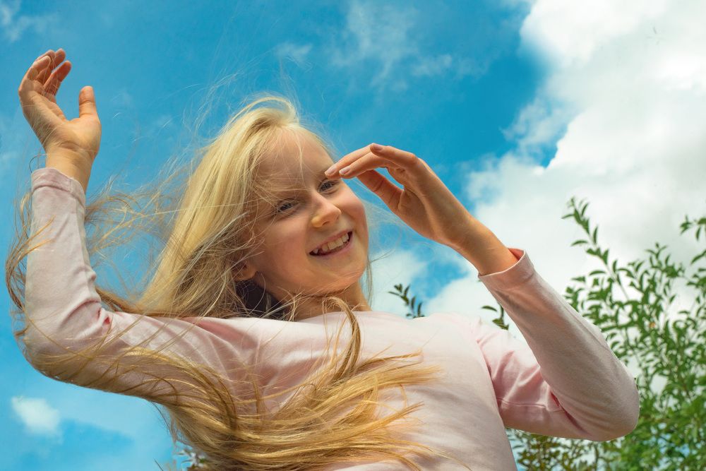 пролетает лето