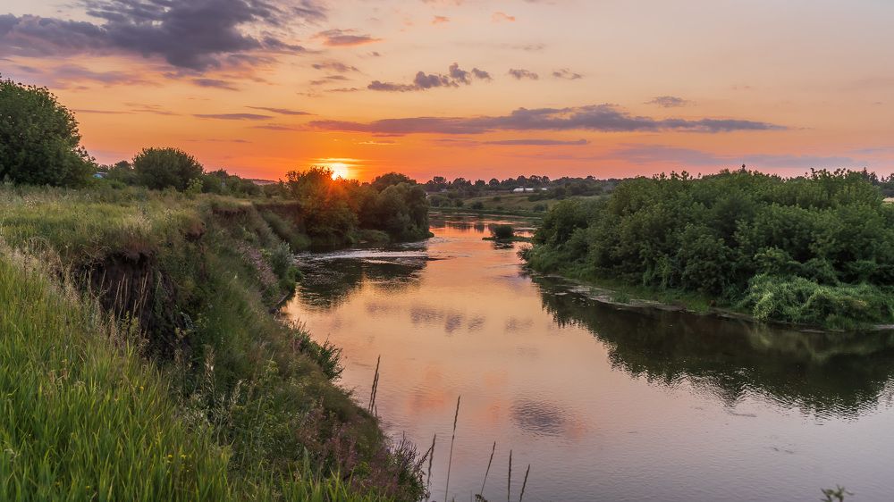 Река Быстрая Сосна.  Закат Солнца.