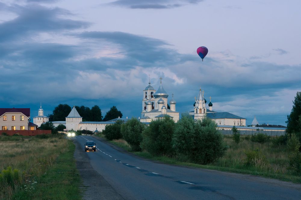 Фотография автора Руслан Комаров