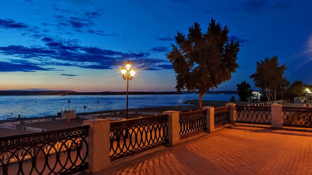 Volga river, Samara city.