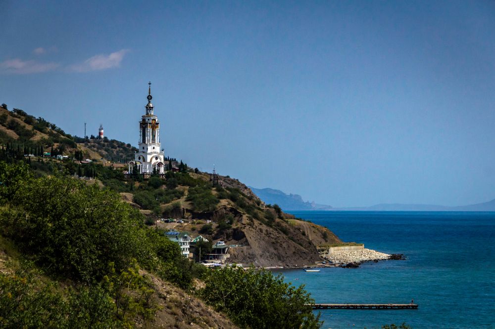 Храм-маяк в Малореченском