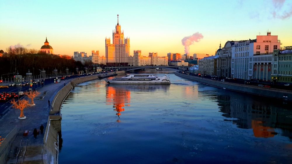 Москва-река вечером