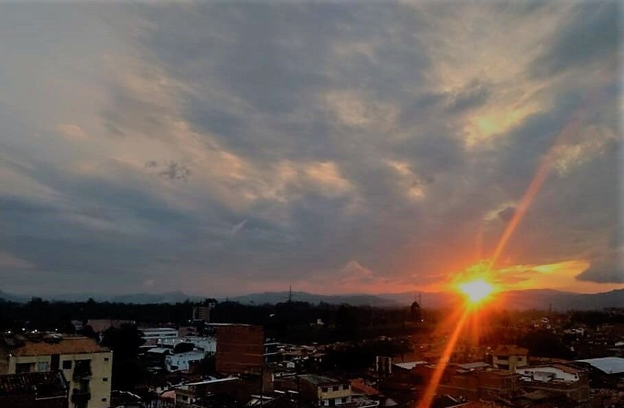 Lejano atardecer
