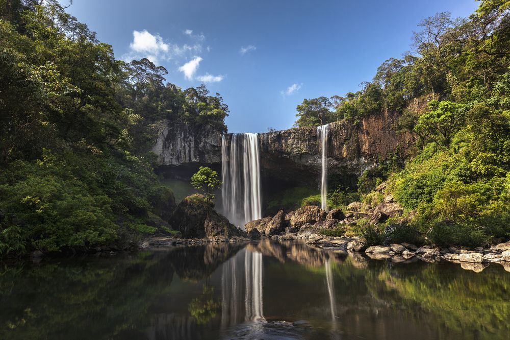 Photograph by Tô Long