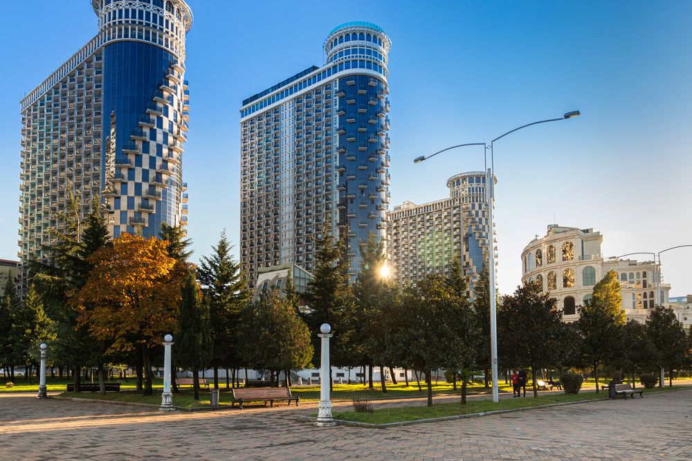 Аллея небоскребов.