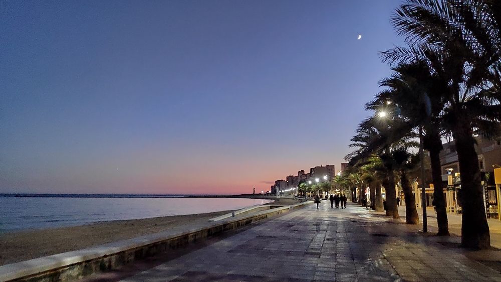 Photograph by Karine Galustova