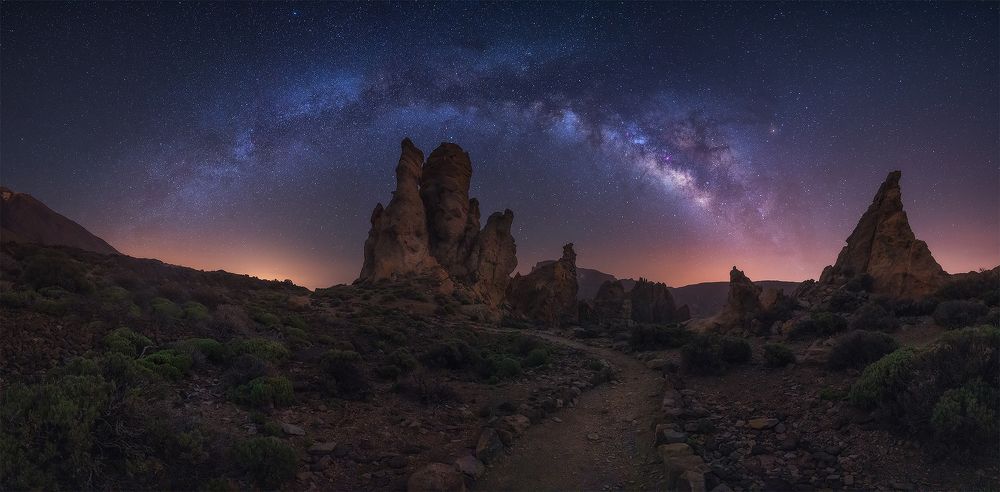 Photograph by Julio Castro Pardo